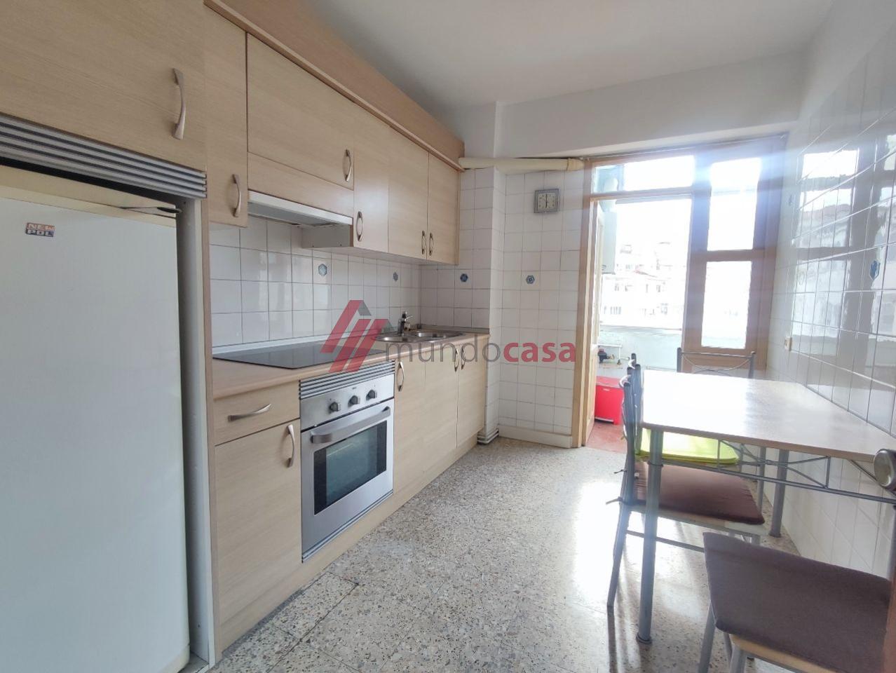 2-room apartment of 73m² in Ferrol photo 4